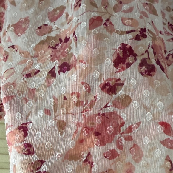 LC Lauren Conrad Floral Blouse - Pink and Cream - Picture 4 of 4